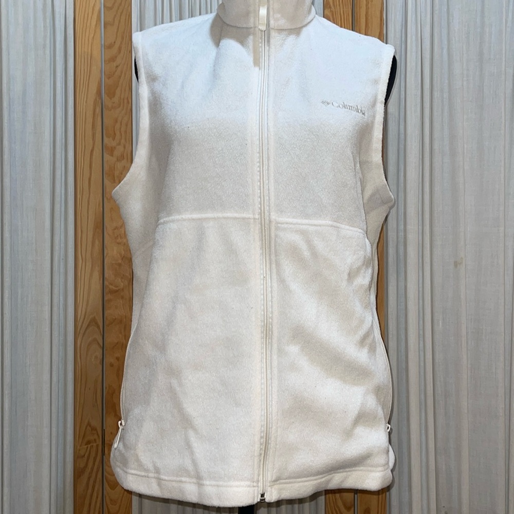 Women’s fleece vest